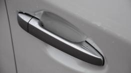 Toyota Prius IV Hatchback Facelifting  KM - galeria redakcyjna - klamka przód