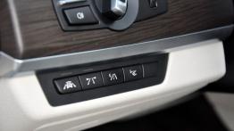 BMW Seria 7 F01 Sedan Facelifting 740d 313KM - galeria redakcyjna - inny element panelu przedniego