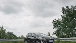 Peugeot 308 SW Facelifting 1.6 e-HDI FAP STT 112KM - galeria redakcyjna - widok z przodu
