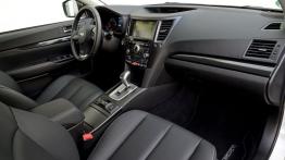 Subaru Legacy V Kombi Facelifting - pełny panel przedni