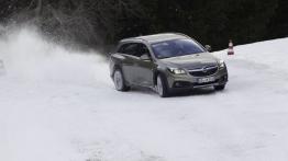 Opel Insignia Country Tourer (2013) - testowanie auta