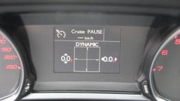 Peugeot 308 II SW 2.0 BlueHDi 150KM - galeria redakcyjna - komputer pokładowy