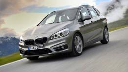 BMW 225i Active Tourer (2014) - widok z przodu