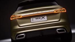 Lincoln MKX Concept (2014) - tył - reflektory włączone