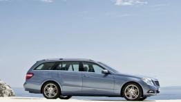 Mercedes E 350 CDI 4MATIC W212 kombi - prawy bok
