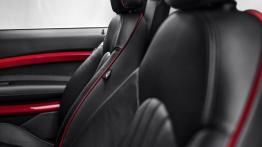 Mini Paceman John Cooper Works - widok ogólny wnętrza z przodu
