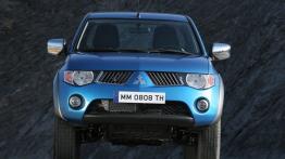 Mitsubishi L200 IV - widok z przodu