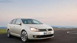 Volkswagen Golf VI Kombi - widok z przodu