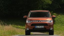 Mitsubishi Outlander III - widok z przodu
