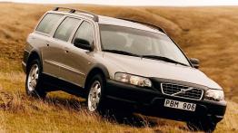 Volvo V70 XC - widok z przodu