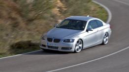 BMW Seria 3 E92 Coupe - widok z przodu