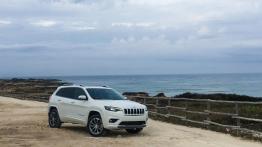 Prawdziwy SUV po zabiegu upiększającym – nowy Jeep Cherokee