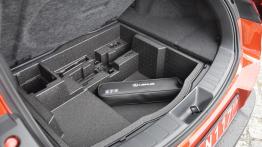 Lexus UX – nowy japoński crossover niczym „lizak za szybą”