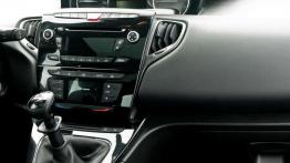 Miejski szyk - Lancia Ypsilon