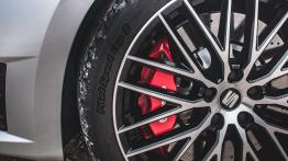 Seat Leon Cupra 290 - szybkość i precyzja