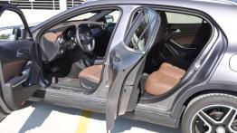 Mercedes GLA 250 4Matic Urban - Do miasta
