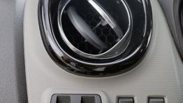 Renault Trafic 1.6 sCi 120 KM - galeria redakcyjna - inny element panelu przedniego