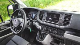 Volkswagen e-Crafter - galeria redakcyjna - widok ogólny wnętrza z przodu