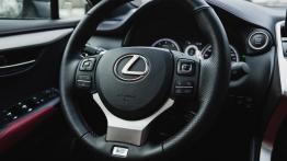 Lexus NX 300 - galeria redakcyjna (3) - kierownica