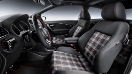 Volkswagen Polo V GTI Facelifting (2015) - widok ogólny wnętrza z przodu