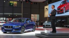 Jaguar XE 2.0d R-Sport (2015) - oficjalna prezentacja auta
