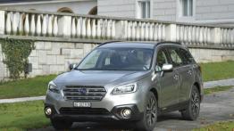 Subaru Outback 2015 2.5i - wersja europejska - widok z przodu