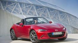 Mazda MX-5 IV Soul Red (2015) - widok z przodu