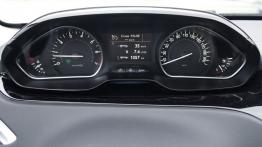 Peugeot 208 Hatchback 3d 1.6 VTI 120KM - galeria redakcyjna - komputer pokładowy