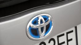 Toyota Prius IV Hatchback Facelifting  KM - galeria redakcyjna - emblemat
