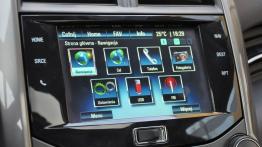 Chevrolet Malibu VII Sedan 2.4 DOHC 167KM - galeria redakcyjna - radio/cd/panel lcd