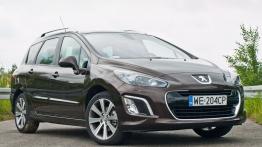 Peugeot 308 SW Facelifting 1.6 e-HDI FAP STT 112KM - galeria redakcyjna - widok z przodu