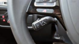 Volkswagen Touareg II SUV 4.2 V8 TDI 340KM - galeria redakcyjna - inny element panelu przedniego