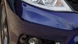 Nissan Pulsar (2014) - prawy przedni reflektor - wyłączony