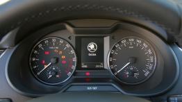 Skoda Octavia III Kombi 4x4 TDI (2013) - zestaw wskaźników