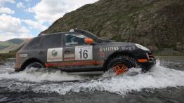 Porsche Cayenne S Transsyberia - prawy bok