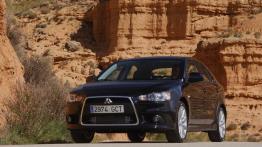 Mitsubishi Lancer IX Hatchback - widok z przodu