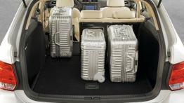Volkswagen Golf VI Kombi - tył - bagażnik otwarty
