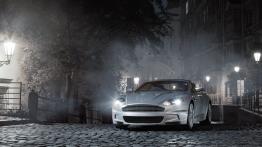 Aston Martin DBS 2008 - widok z przodu
