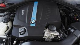 BMW serii 3 ActiveHybrid - silnik