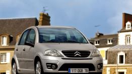 Citroen C3 2006 - przód - reflektory wyłączone