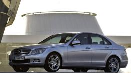 Mercedes Klasa C 2007 - widok z przodu
