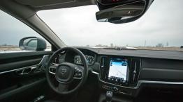Volvo V90 Cross Country - w hołdzie starszemu rodzeństwu 