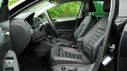 Volkswagen Jetta Hybrid - ekologicznie i ... szybko ?