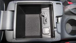 Mazda 3 2.0 Skyactiv-G - egzotyczna alternatywa