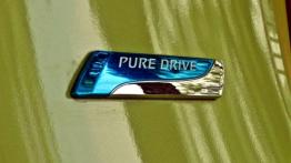 Zielony szaraczek - Nissan Micra