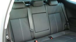 Błyskawica, która odwraca głowy - Opel Astra GTC