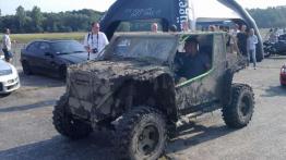 Moc, dźwięk i ... błoto