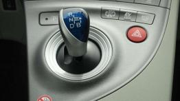Zmusza do przemyśleń - Toyota Prius Plug-in Hybrid