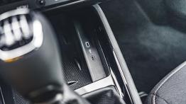 Skoda Scala 1.0 TSI 115 KM - galeria redakcyjna - widok ogólny wnętrza z przodu