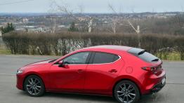Mazda 3 2.0 Skyactiv-G 122 KM - galeria redakcyjna - lewy bok